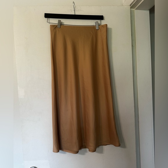 Rachel Zoe Dresses & Skirts - Rachel Zoe Satin Skirt